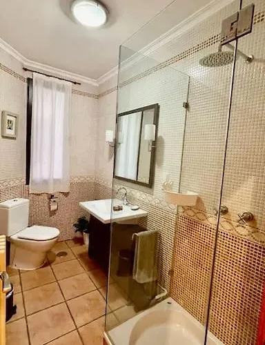 Amplio Piso En Centro Historico.